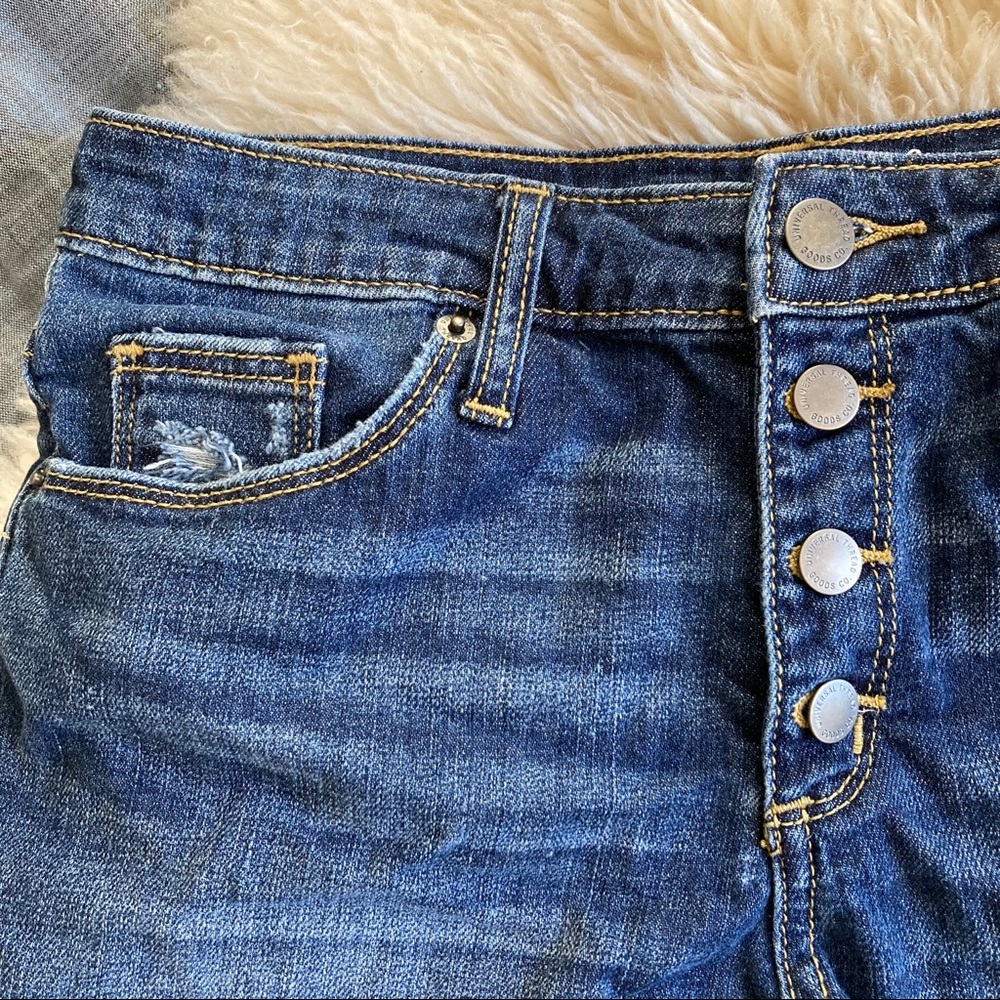 Universal Thread Button-Fly High Rise Jean Cutoff Shorts - Picture 4 of 7